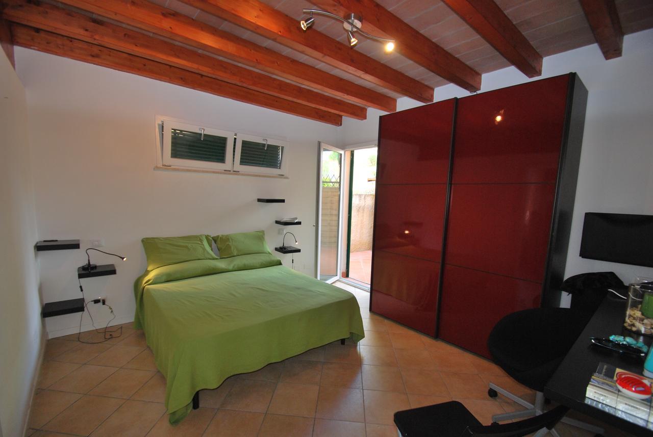 Villetta Ciclamino Casa Alzi Luaran gambar